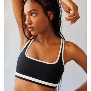 NWT Splits59 Bianca Techflex Sports Bra